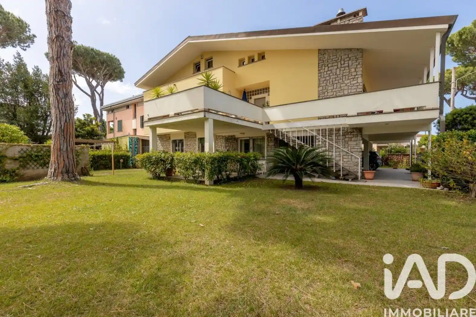 Villa in vendita a Camaiore
