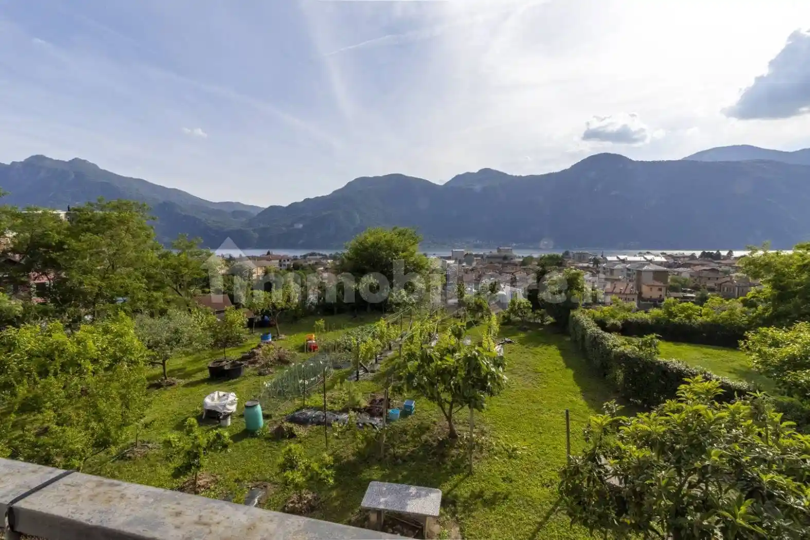 Appartamento in vendita a Mandello del Lario