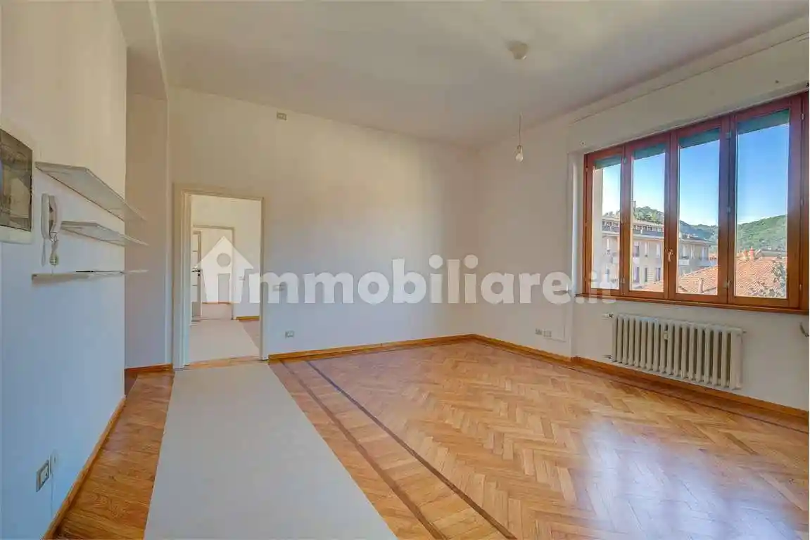 Appartamento in affitto a Como