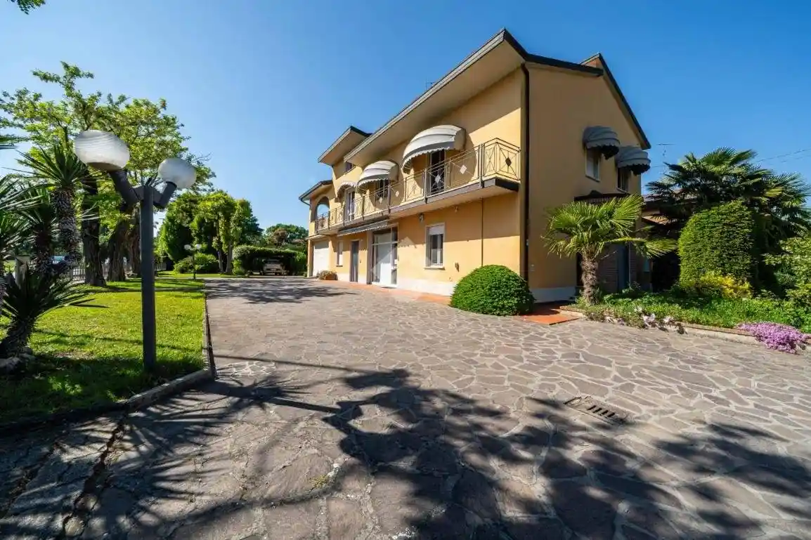 Casa indipendente in vendita a Poviglio