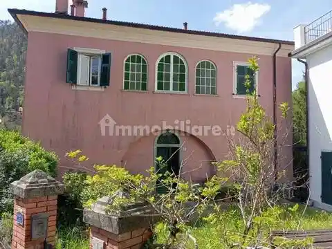 Villa in vendita a Borghetto di Vara
