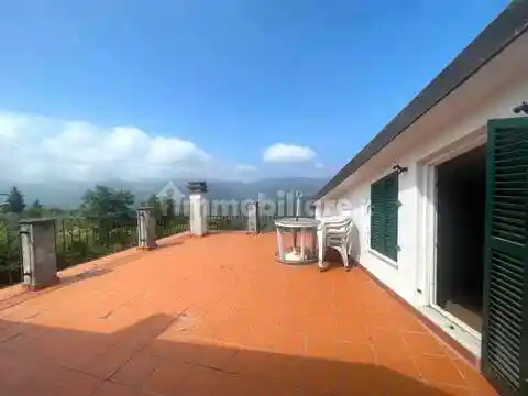 Appartamento in vendita a Riccò del Golfo di Spezia