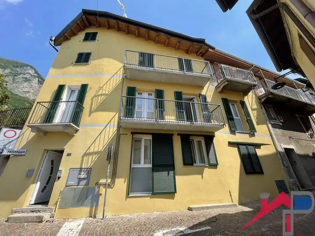Appartamento in vendita a Vercurago