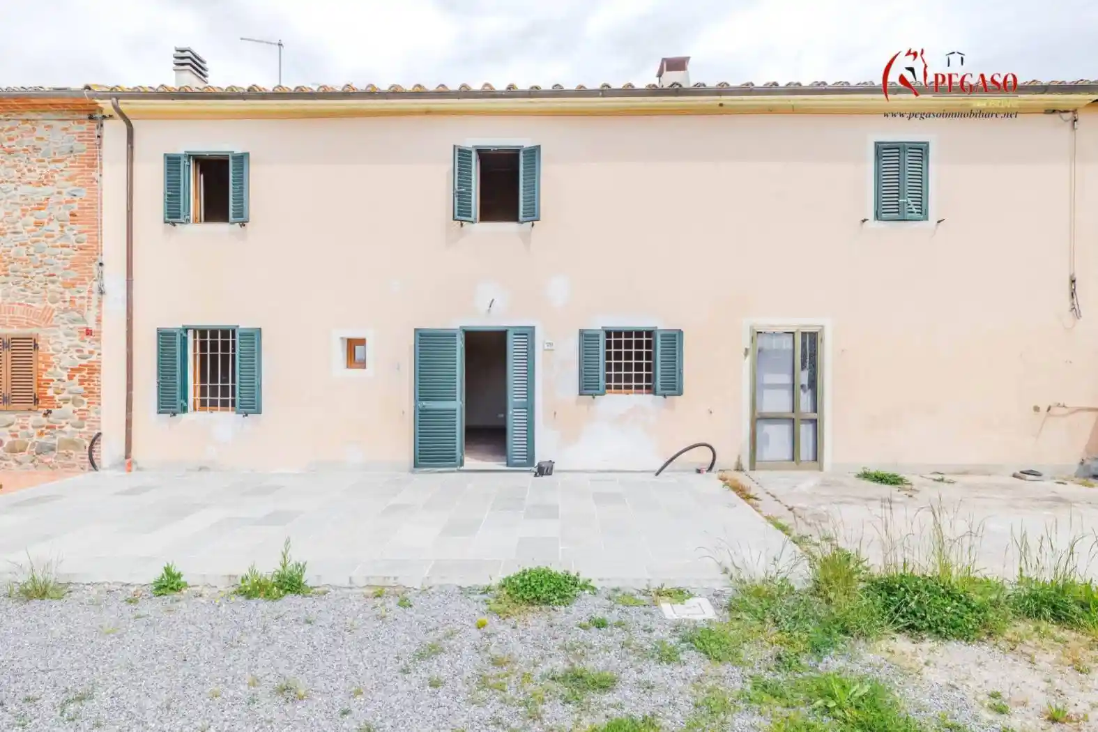 Rustico - Casale in vendita a Chiesina Uzzanese