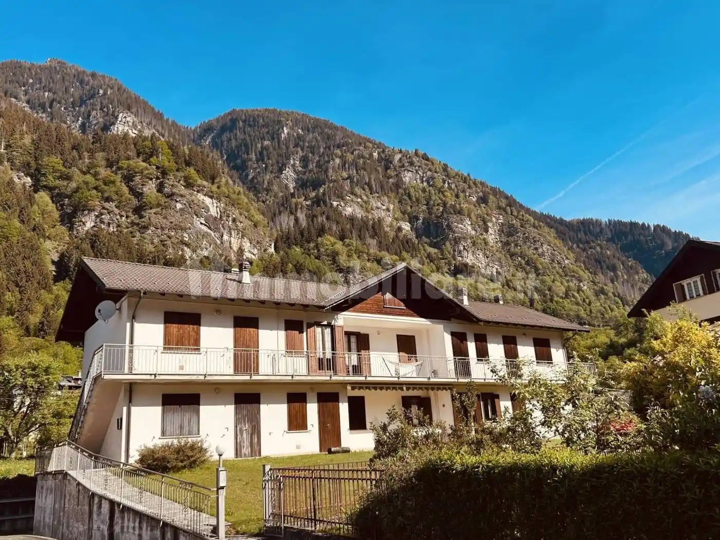 Appartamento in vendita a Premia