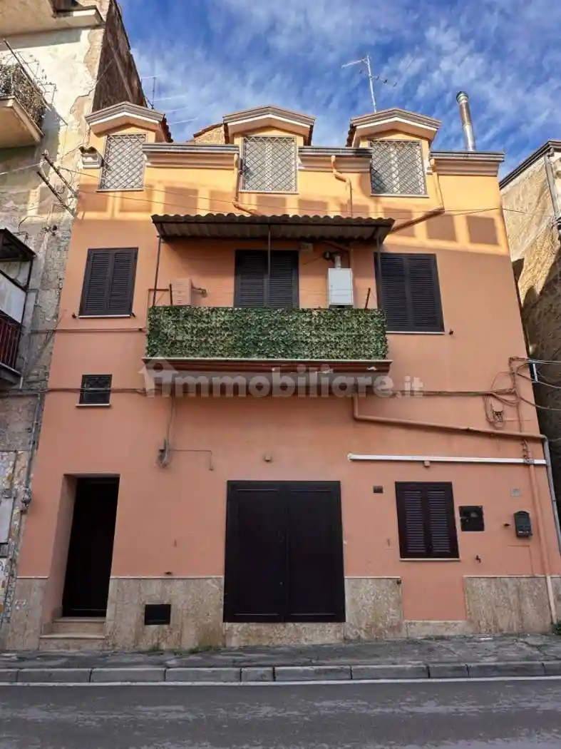 Casa indipendente in affitto a Maddaloni