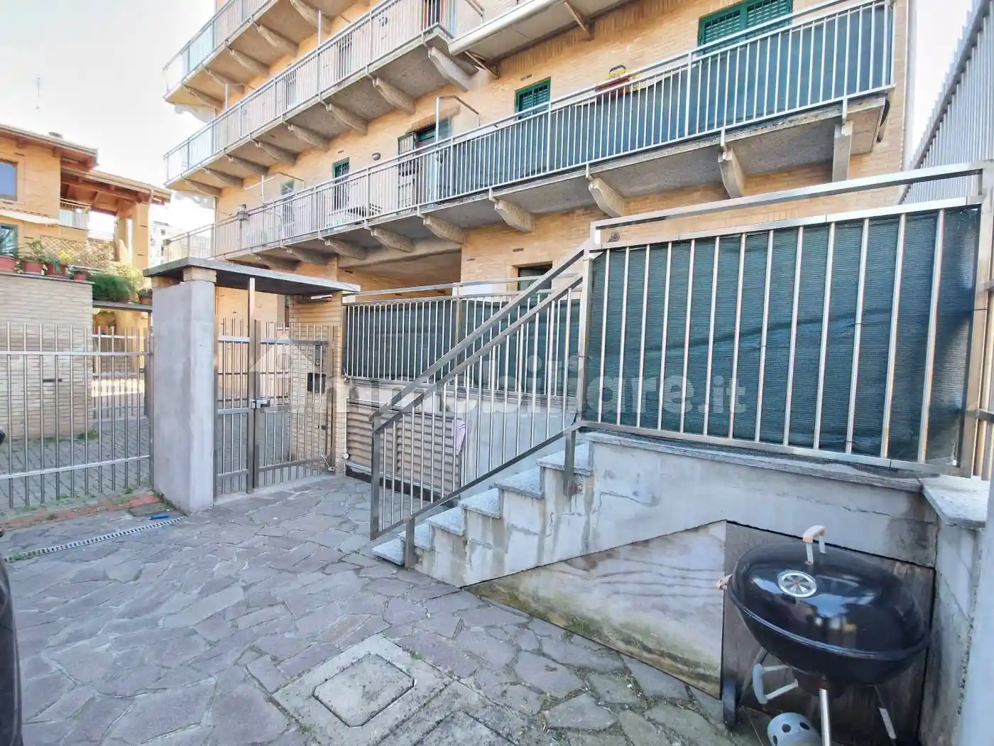 Appartamento in vendita a Cesano Boscone