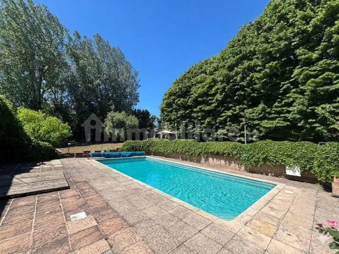 Villa in vendita a Parma