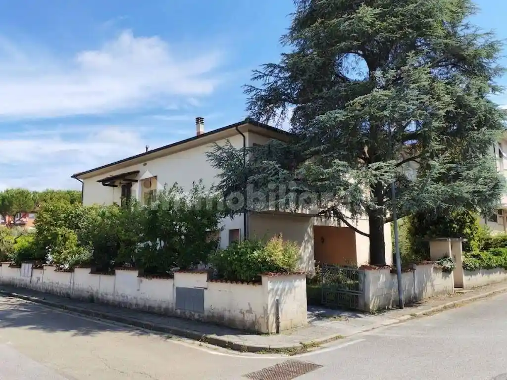 Casa indipendente in vendita a Santa Maria a Monte