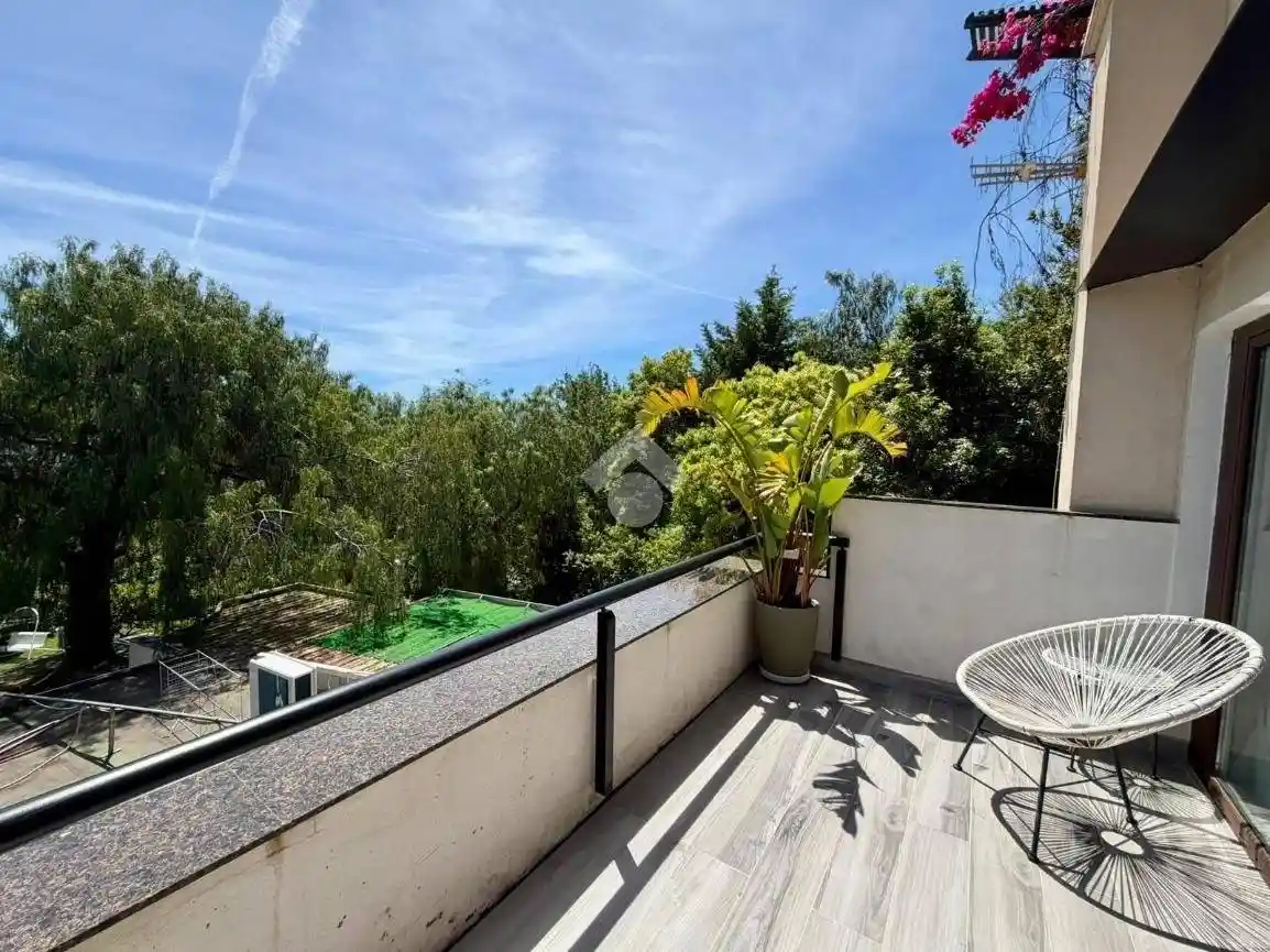 Appartamento in affitto a Napoli