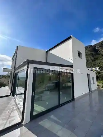 Villa in vendita a Castellammare del Golfo