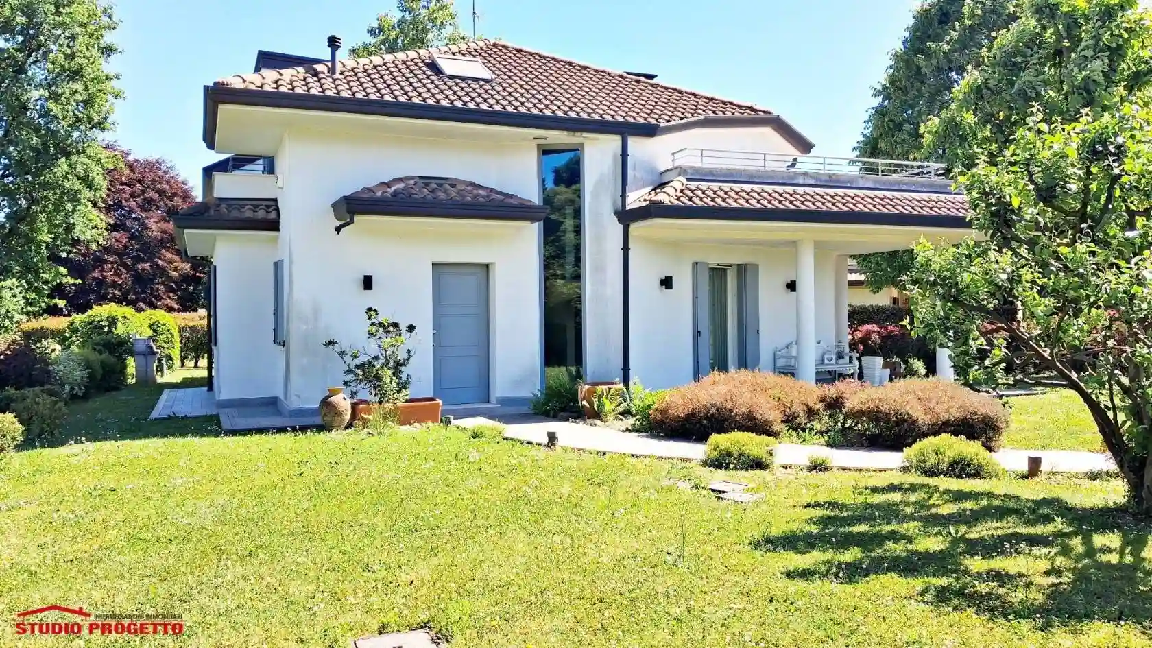 Villa - foto 2