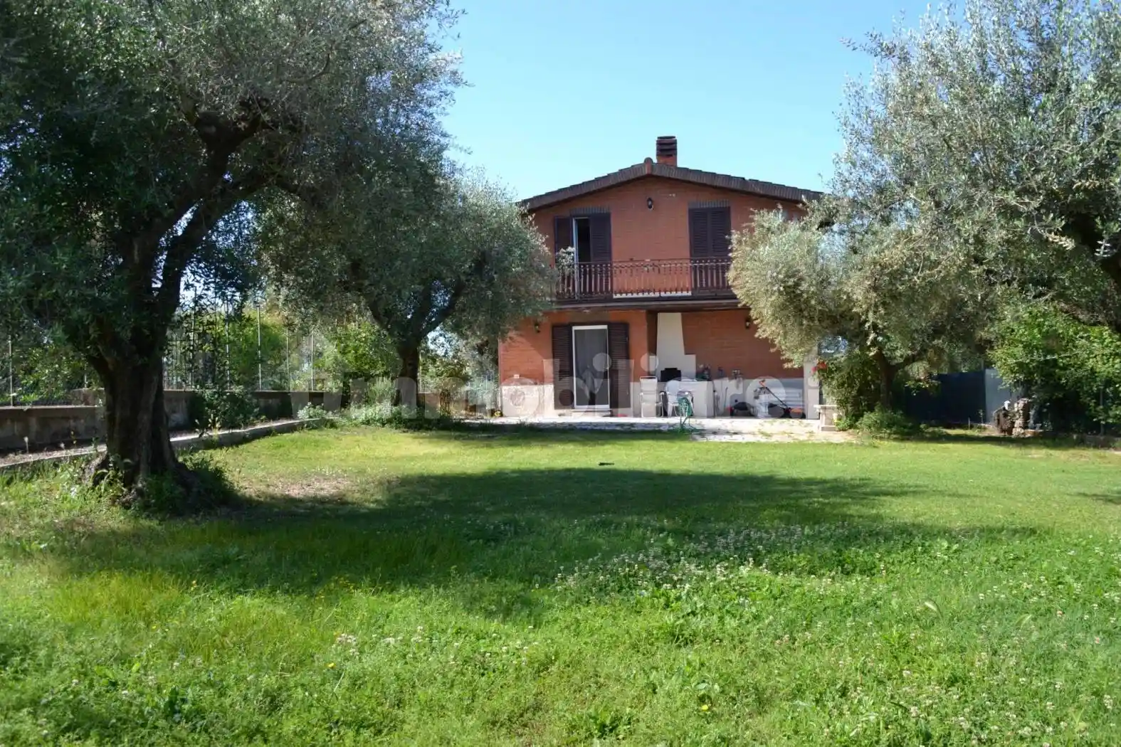 Villa in vendita a Palombara Sabina