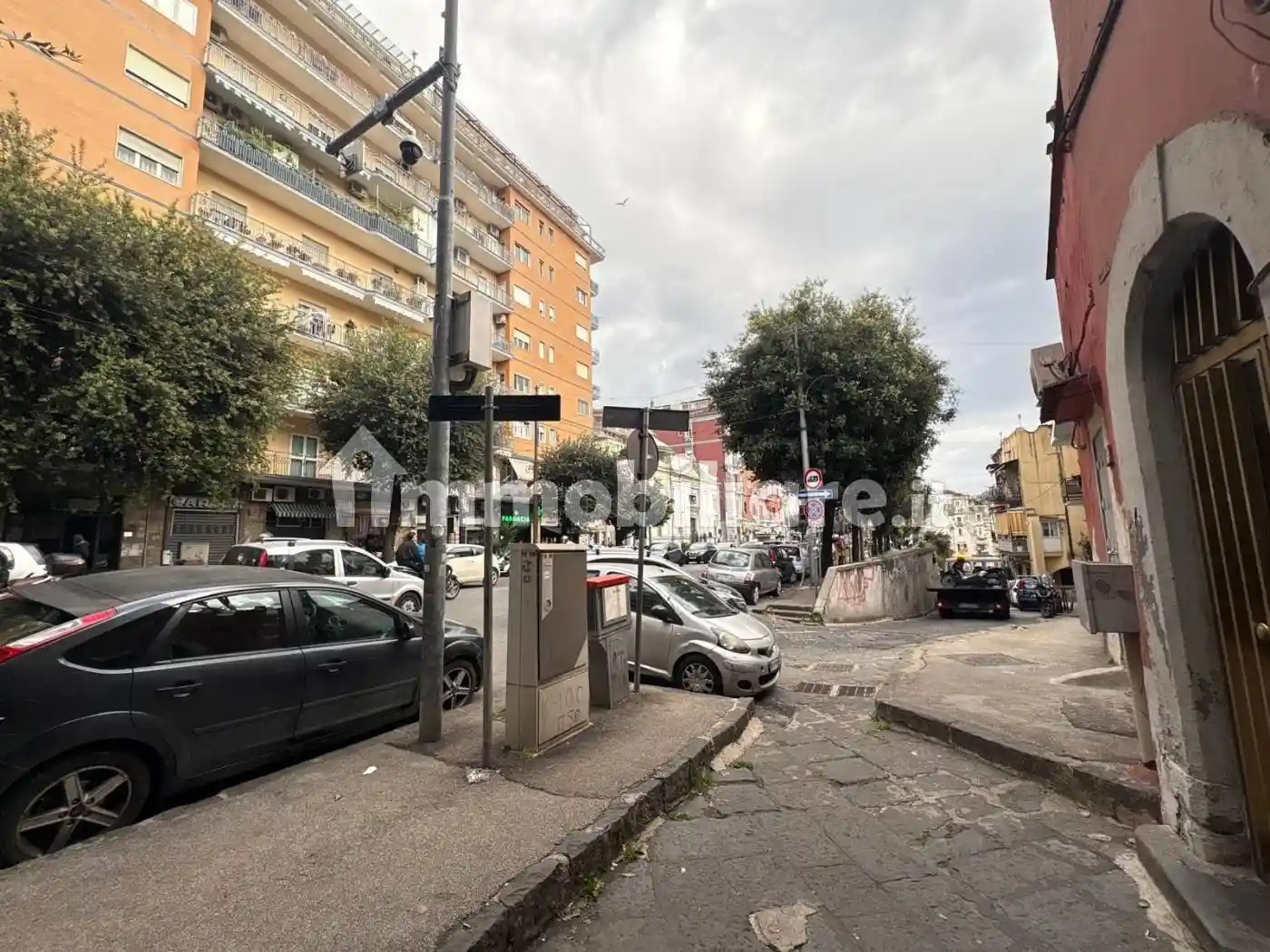 Appartamento in vendita a Napoli