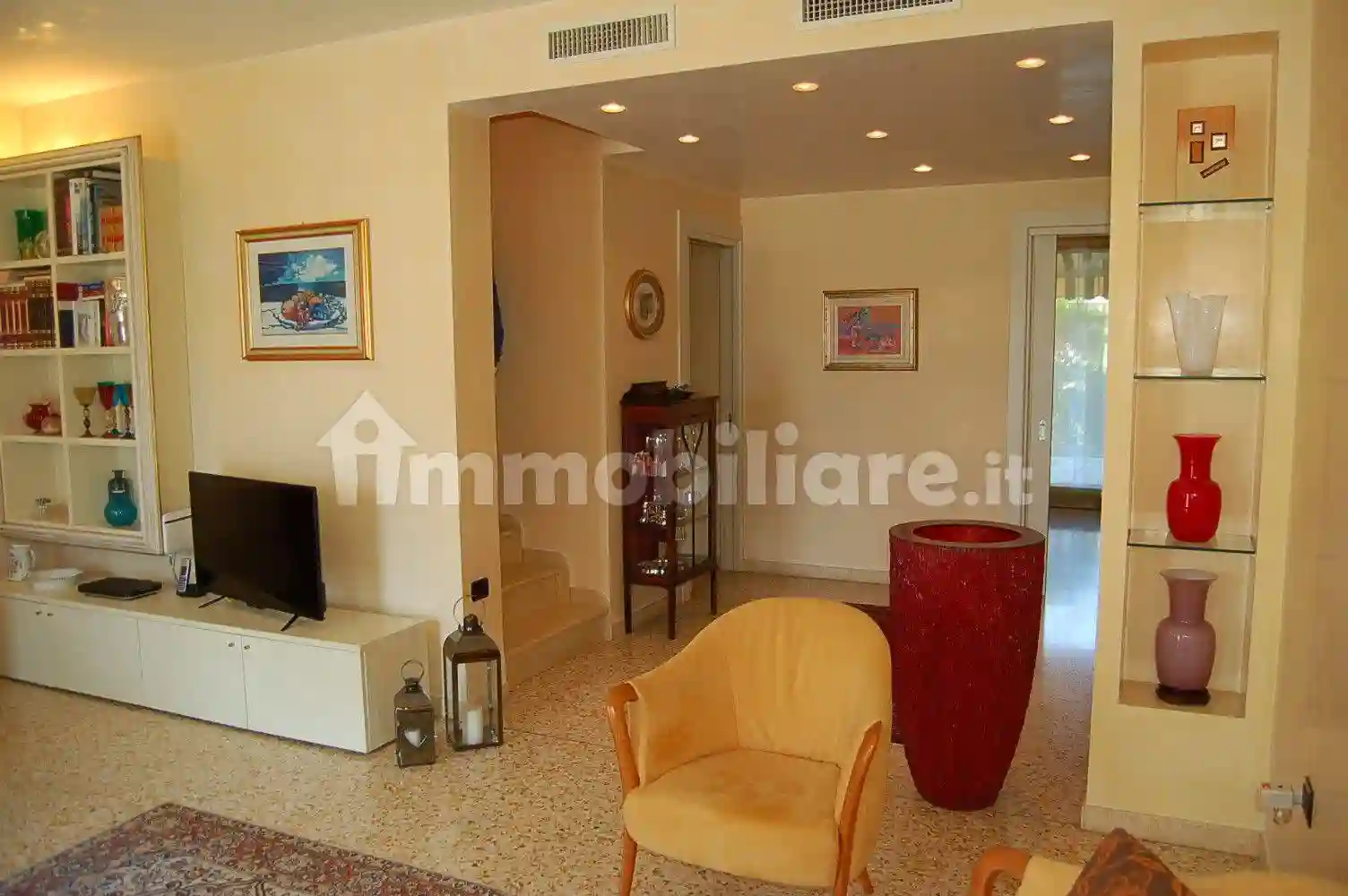 Villa - foto 3
