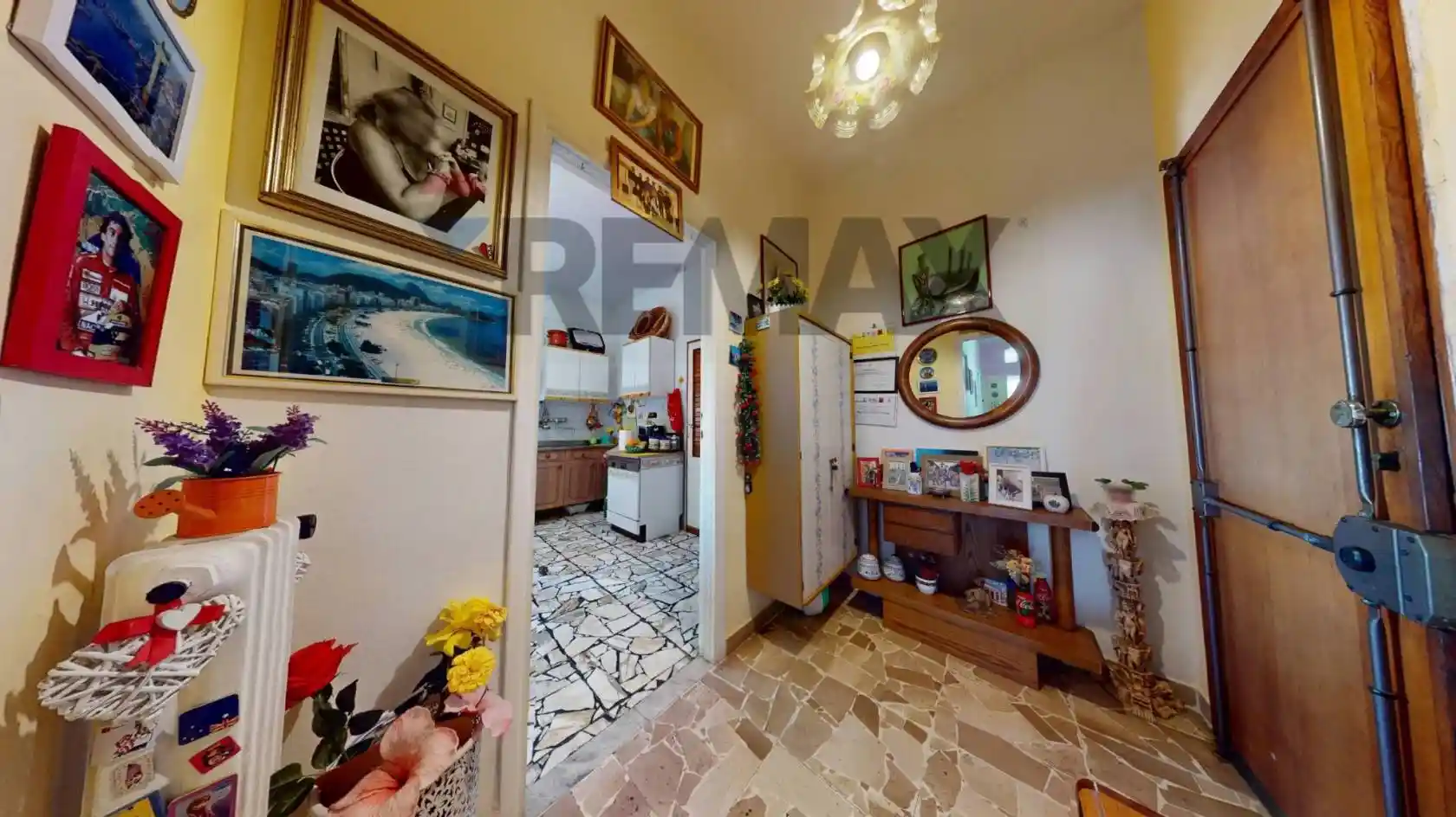 Appartamento in vendita a Viareggio