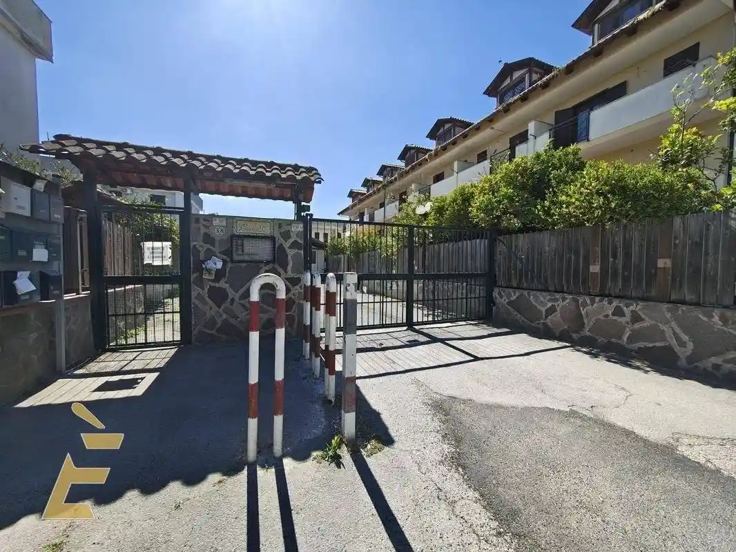 Villa in vendita a Giugliano in Campania
