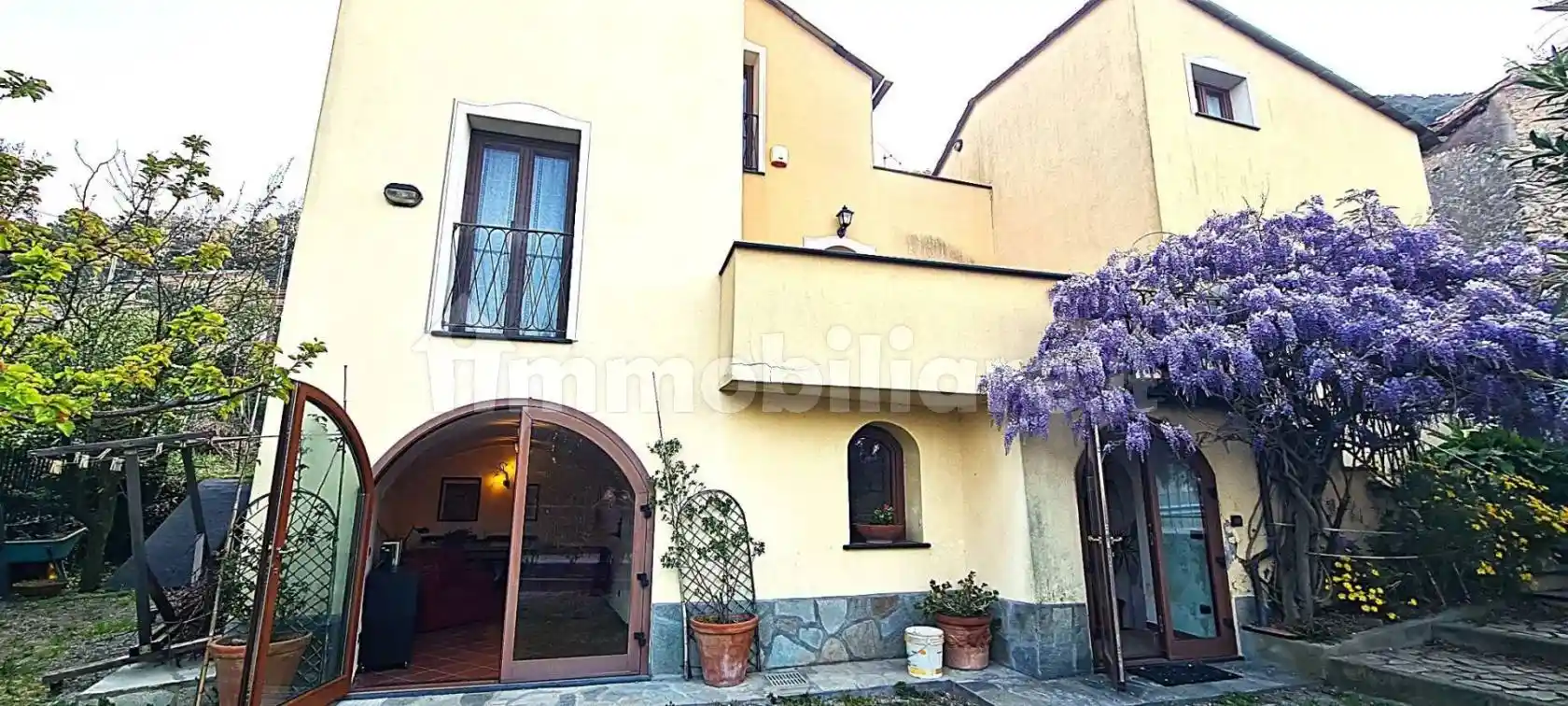 Villa in vendita a Vezzi Portio