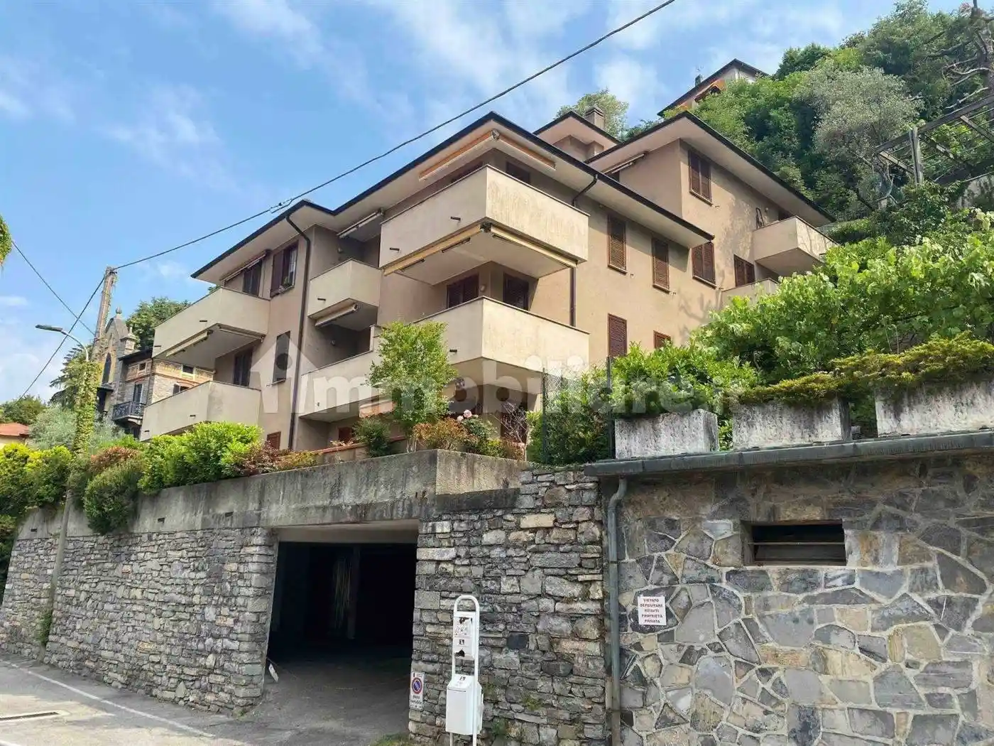 Appartamento in affitto a Perledo
