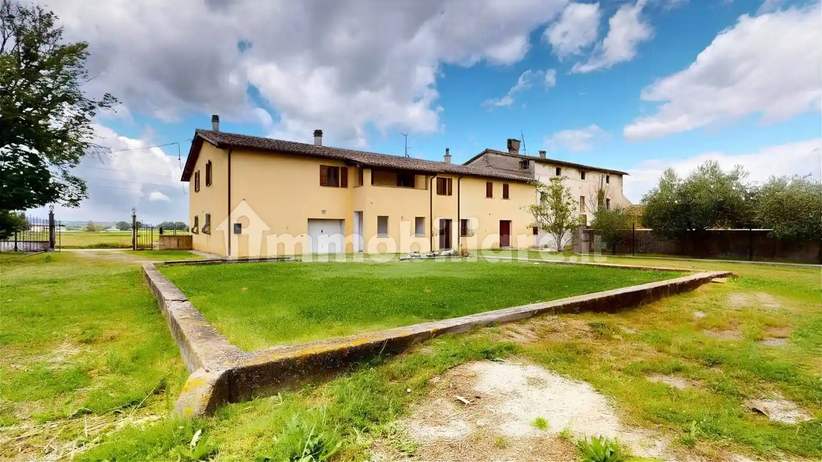 Casa indipendente in vendita a Spoleto
