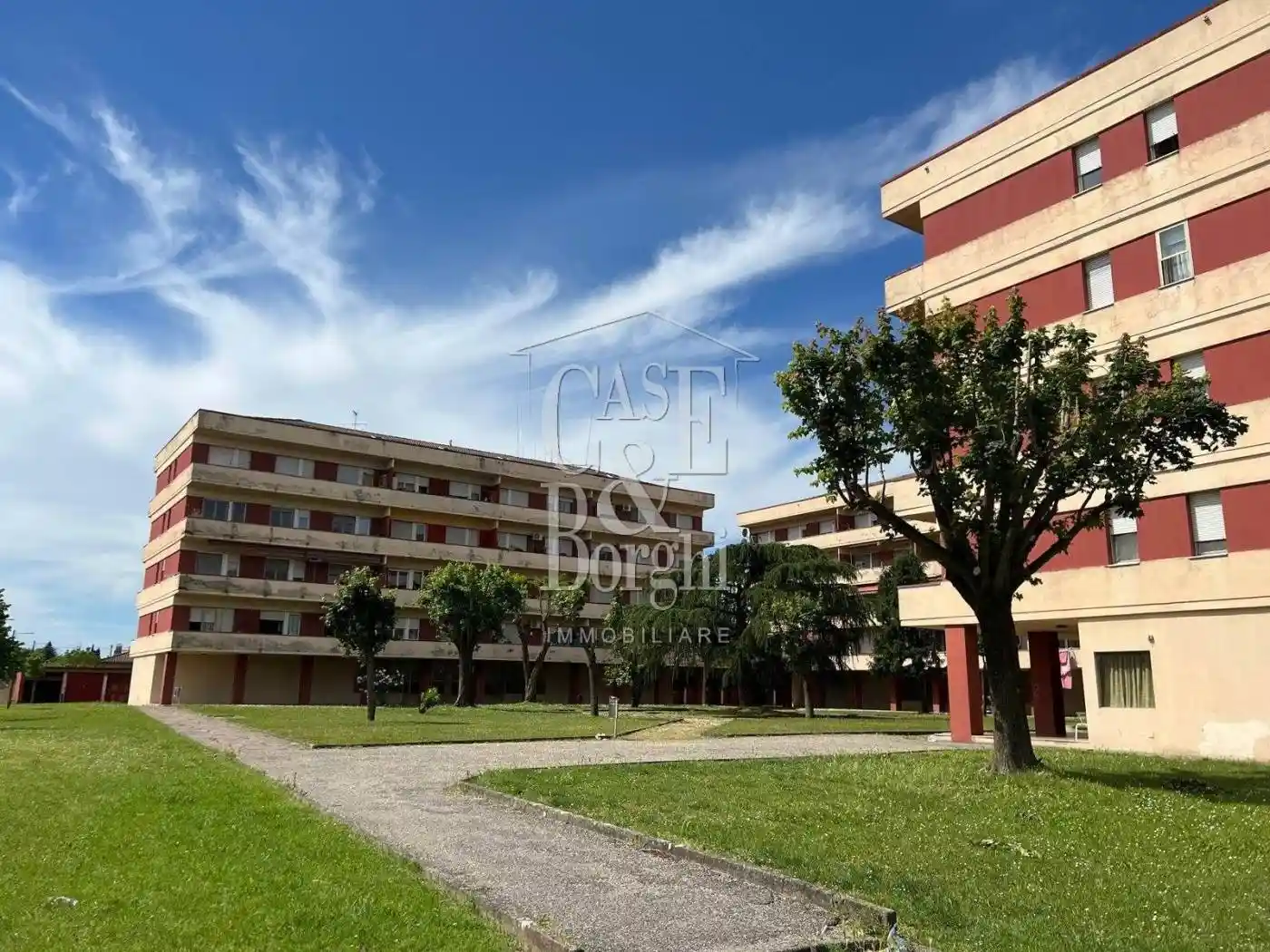 Appartamento in vendita a Voghera
