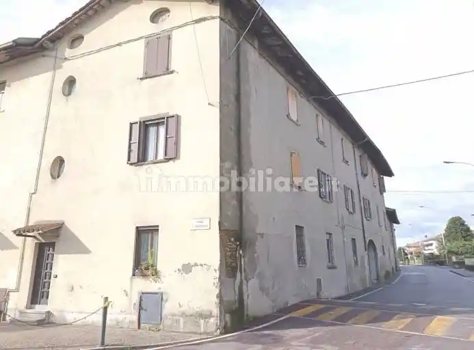 Appartamento in vendita a Calusco d'Adda