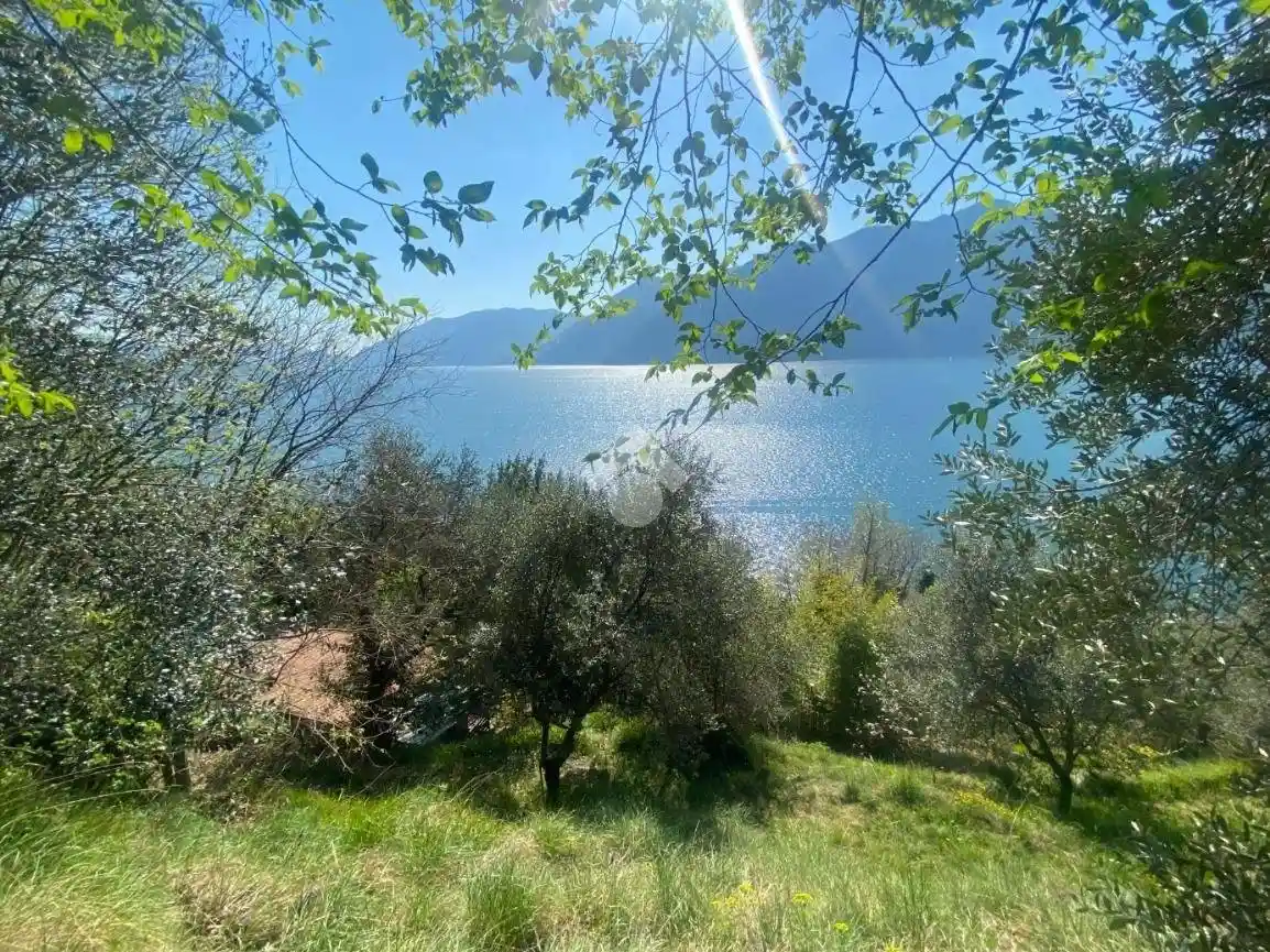 Rustico - Casale in vendita a Marone