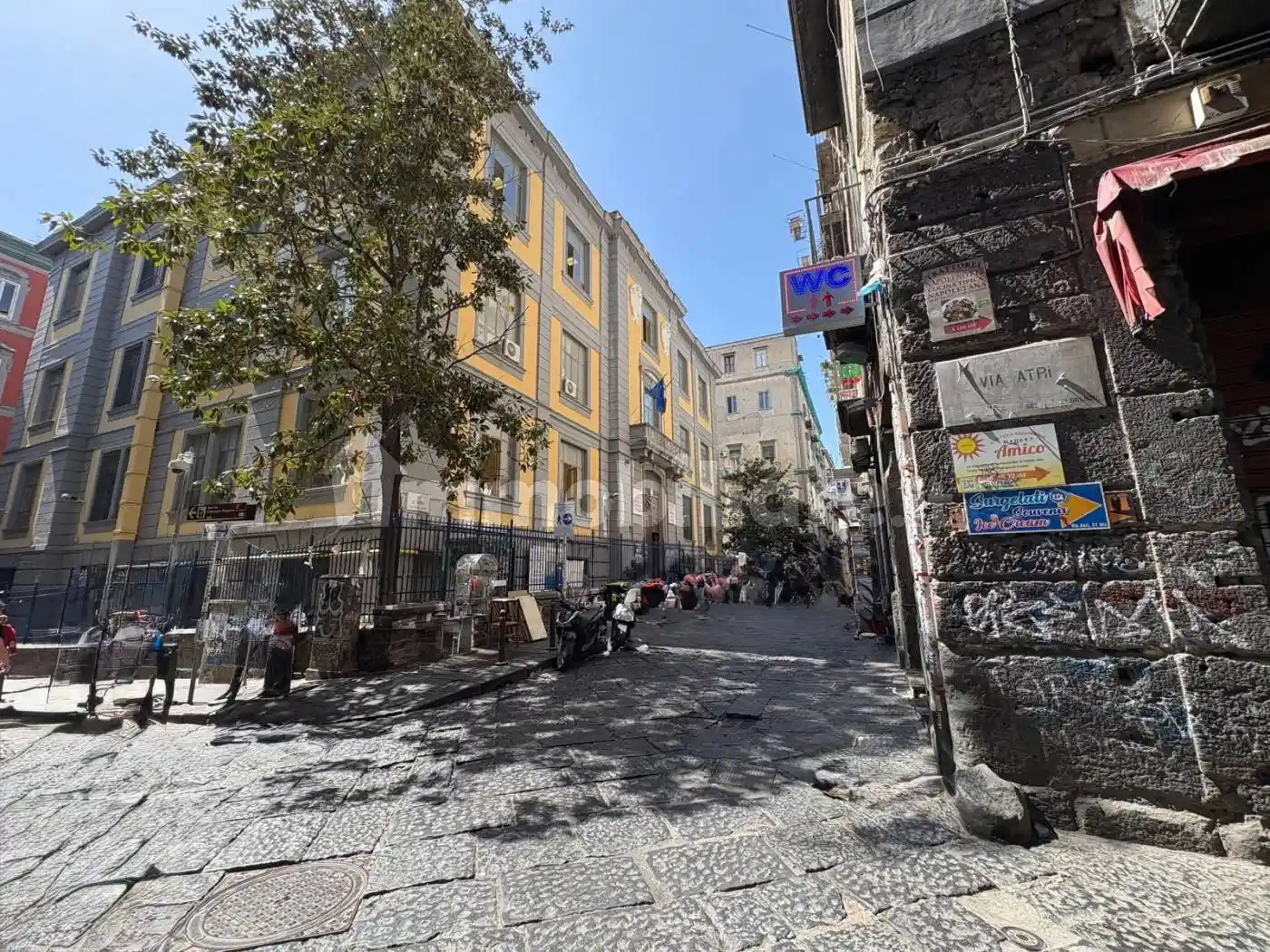 Appartamento in vendita a Napoli
