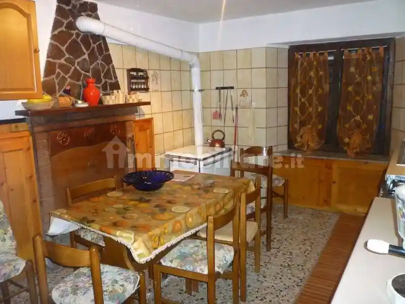 Casa indipendente in vendita a Pievepelago
