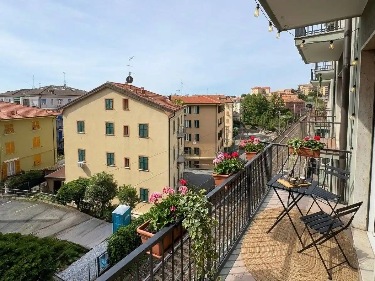 Appartamento in vendita a Varazze