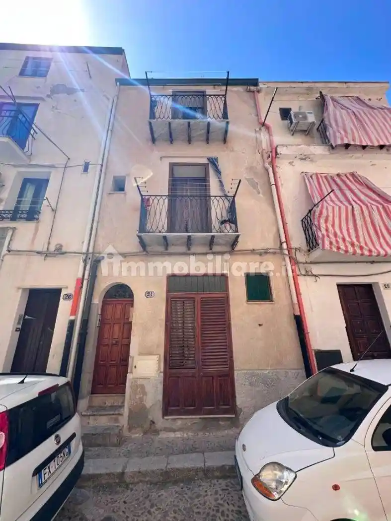 Casa indipendente in vendita a Cefalù