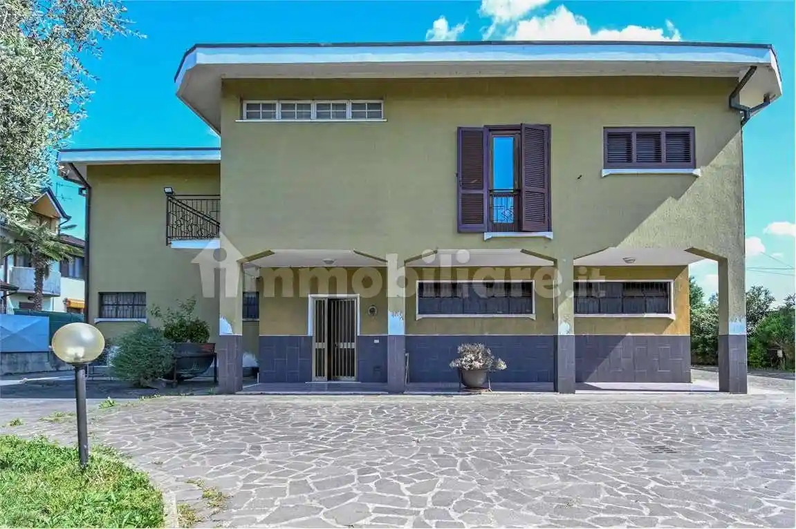 Villa in vendita a Covo