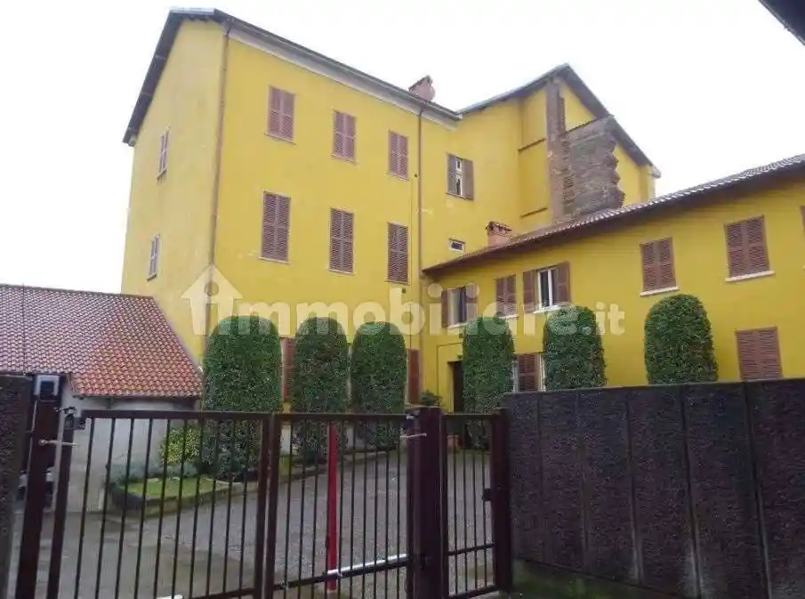 Appartamento in vendita a Vaprio d'Adda