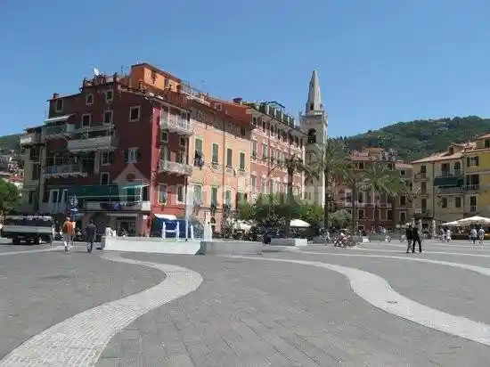 Appartamento in vendita a Lerici