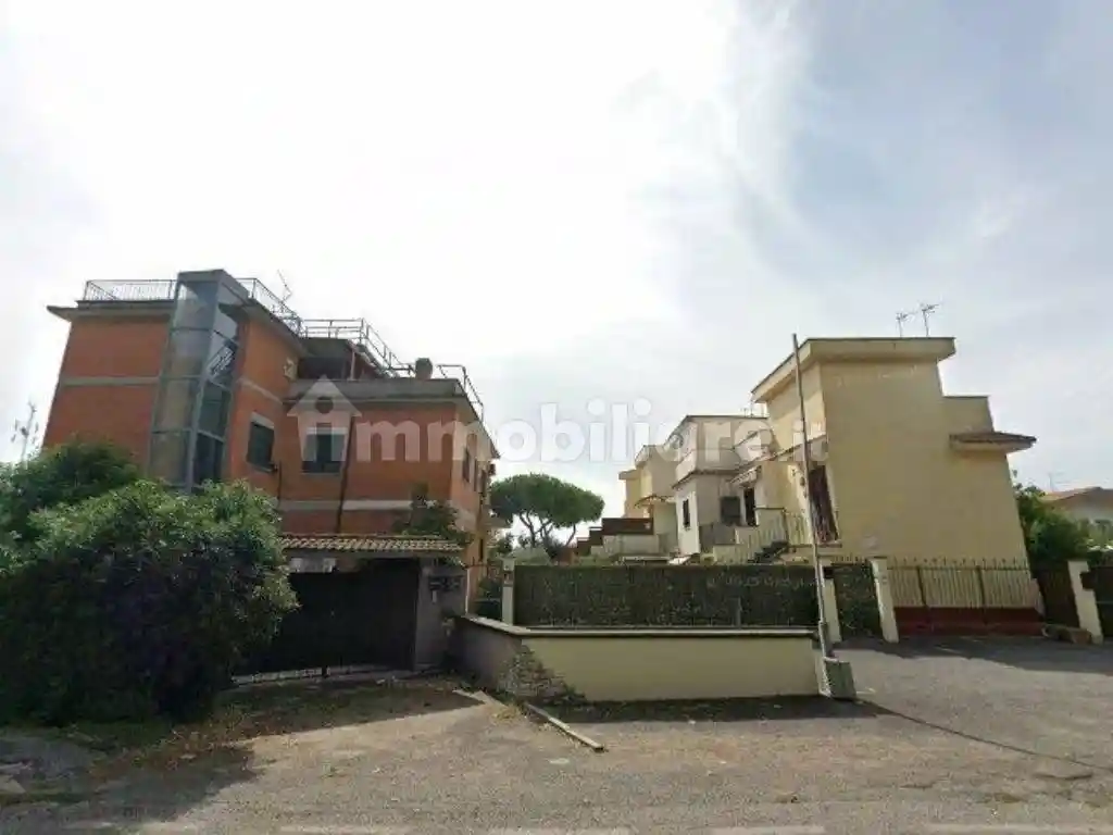 Appartamento in vendita a Ardea