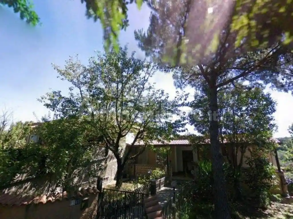 Villa in vendita a Roma