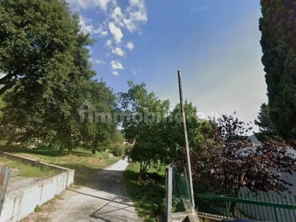 Villa in vendita a Marcellina