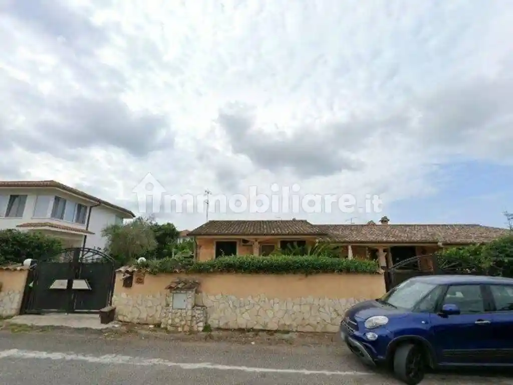 Appartamento in vendita a Ardea