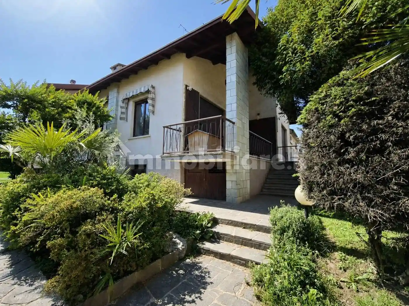 Villa in vendita a Venegono Inferiore