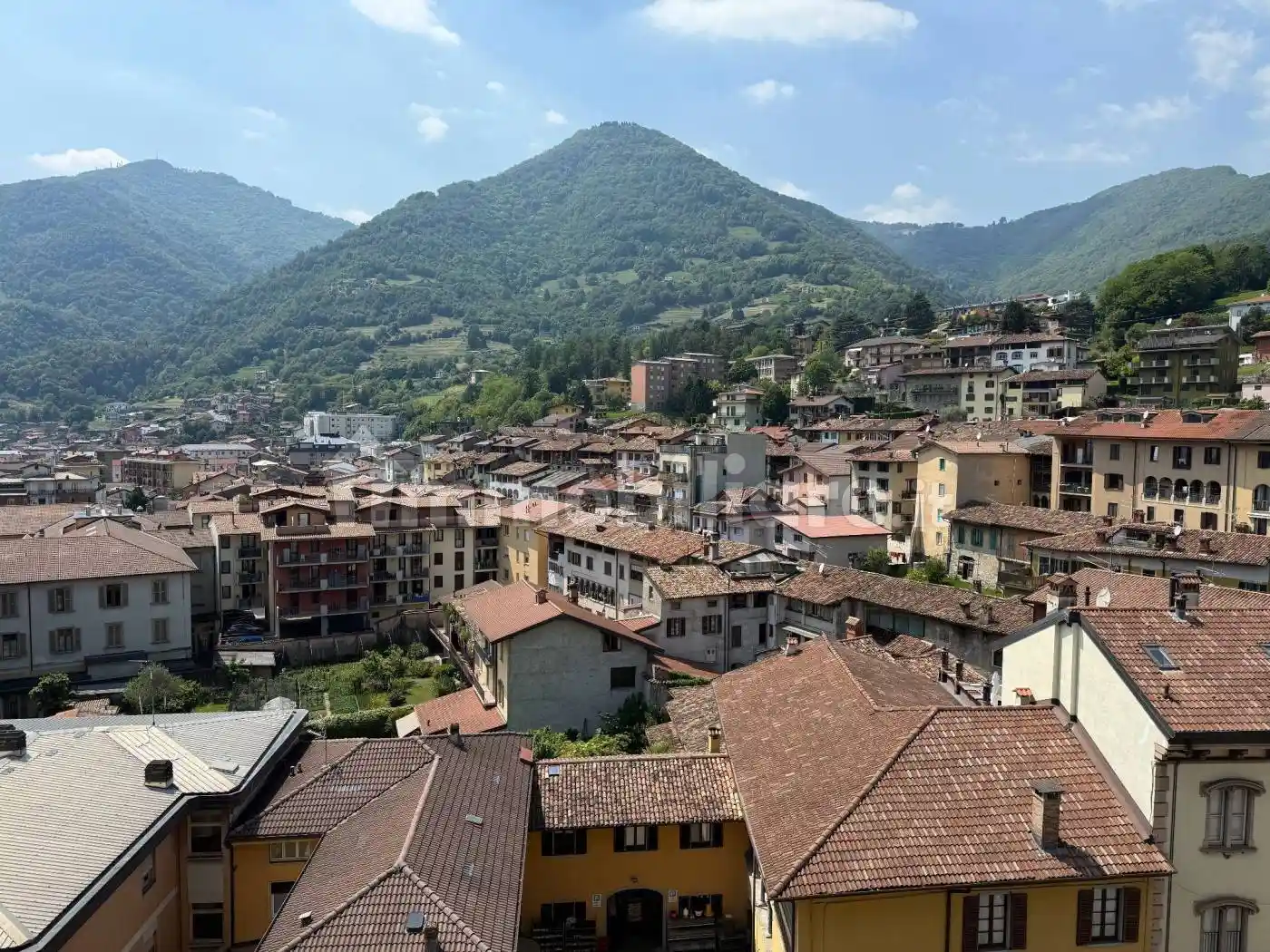 Appartamento in vendita a Gazzaniga