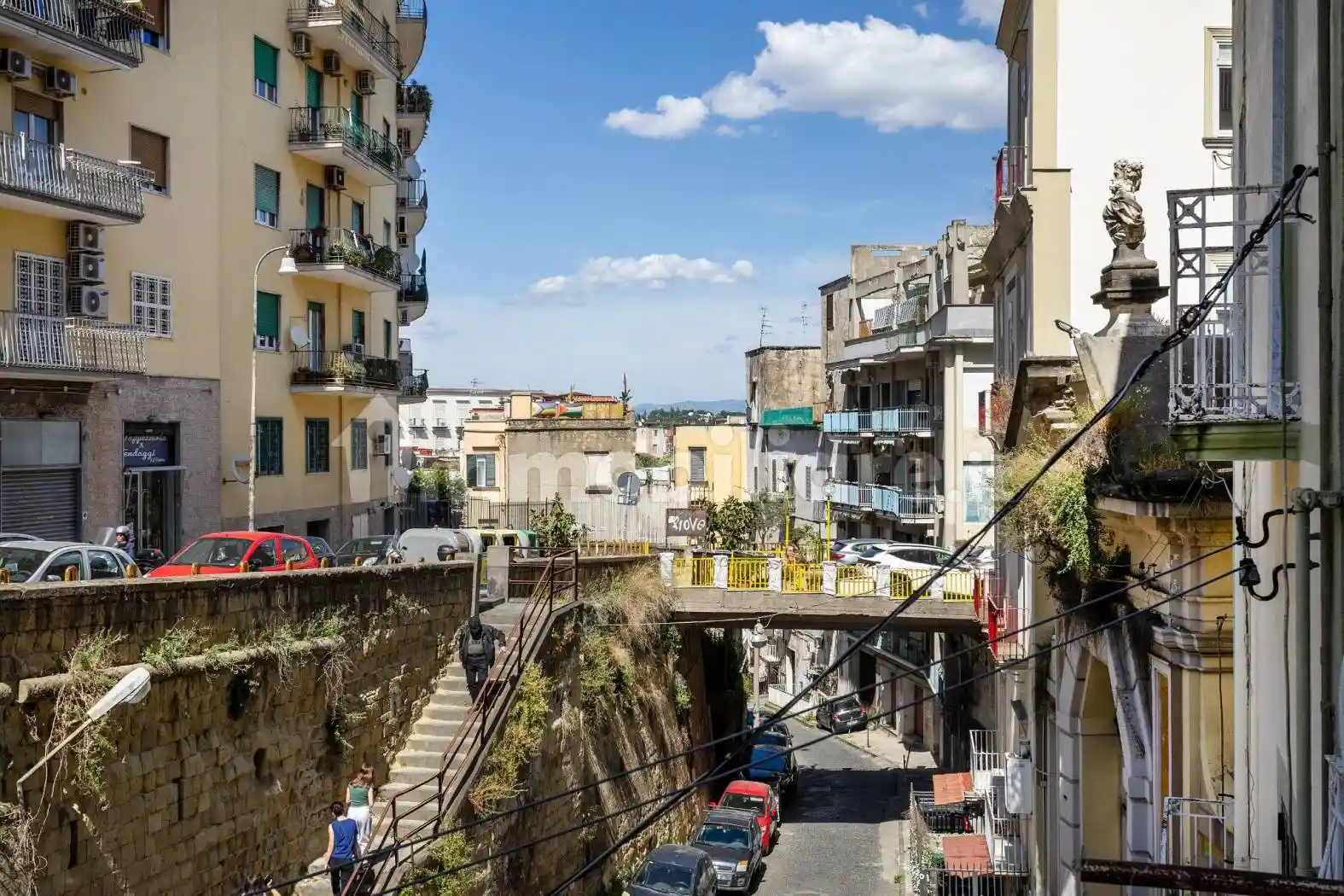 Appartamento in vendita a Napoli