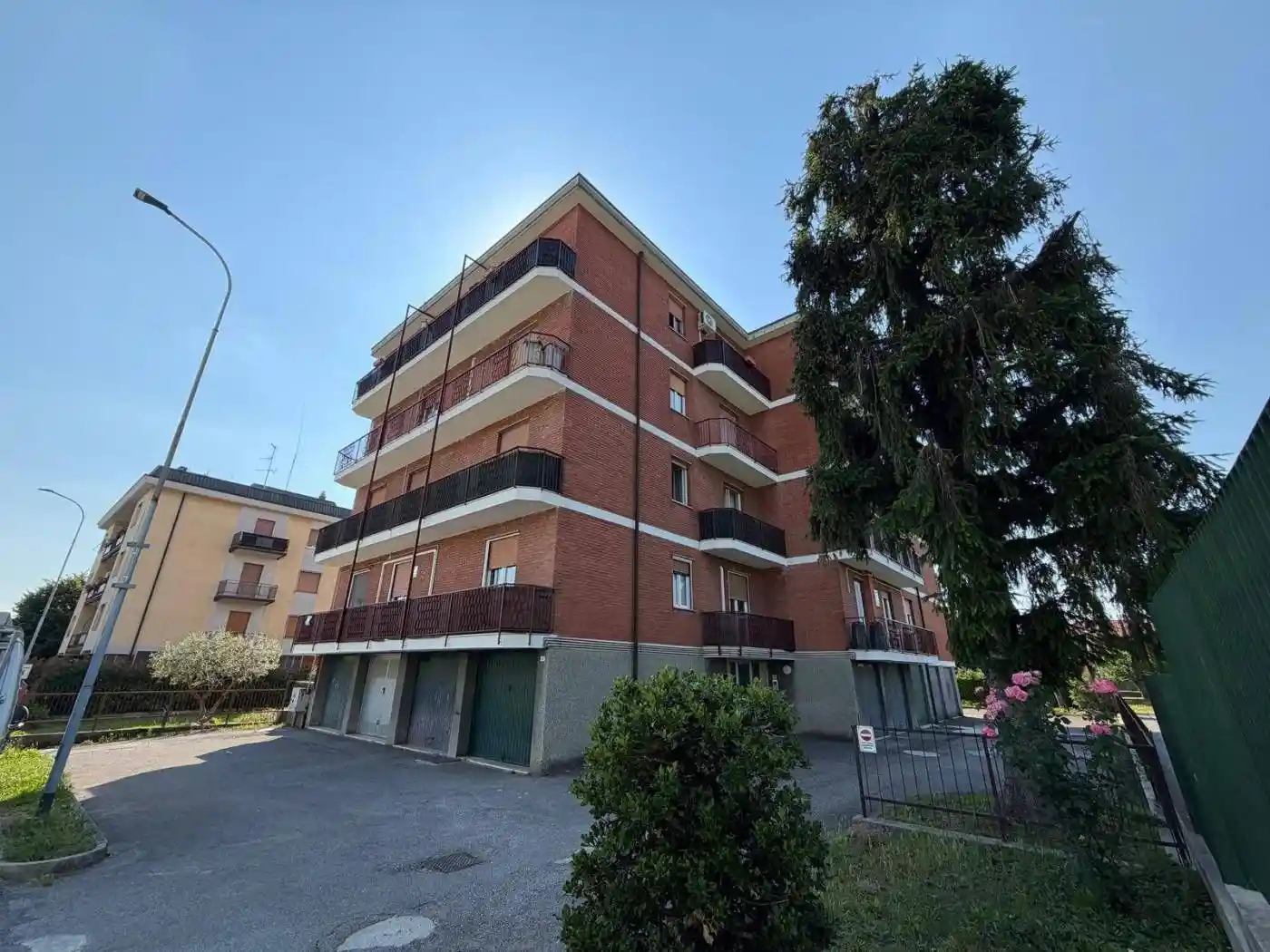 Appartamento in vendita a Verano Brianza
