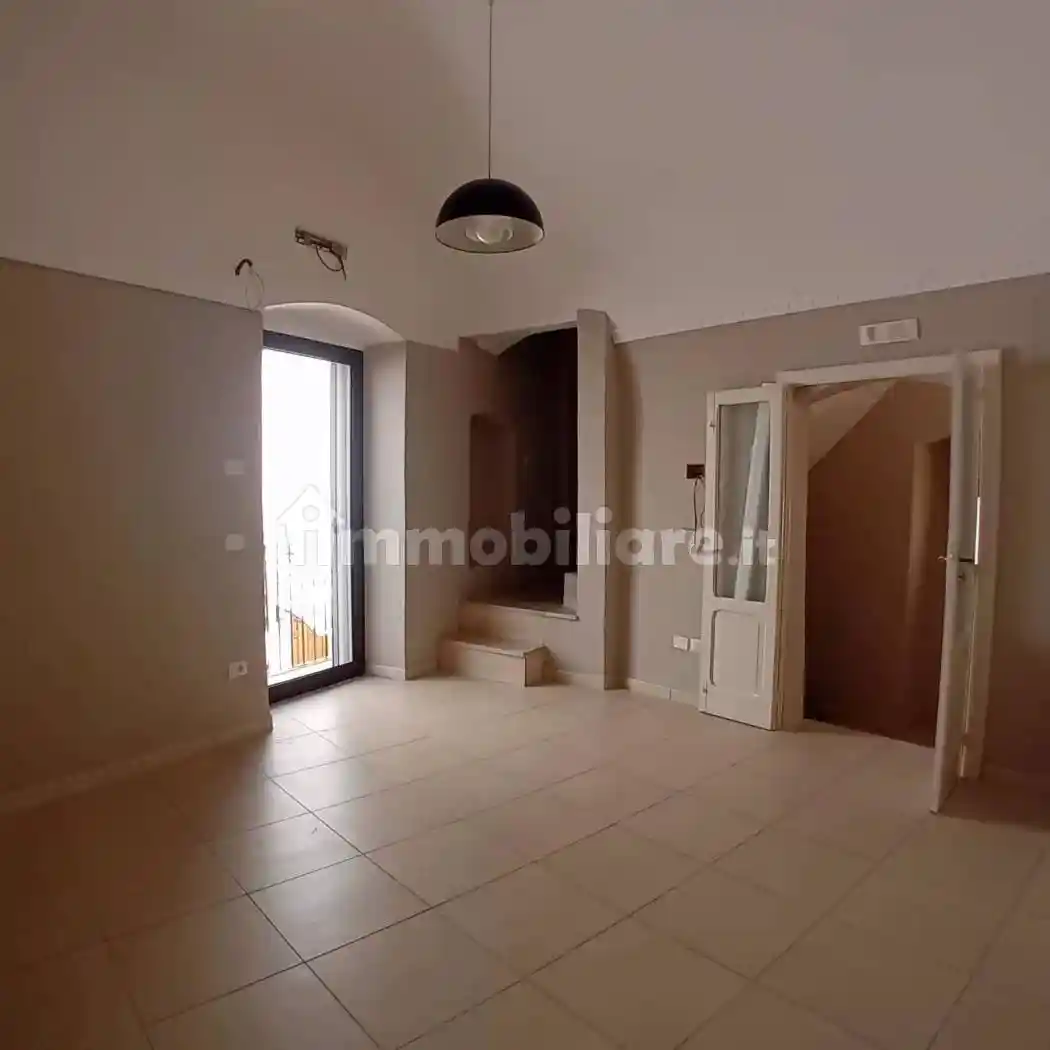 Casa indipendente in vendita a Gioia del Colle