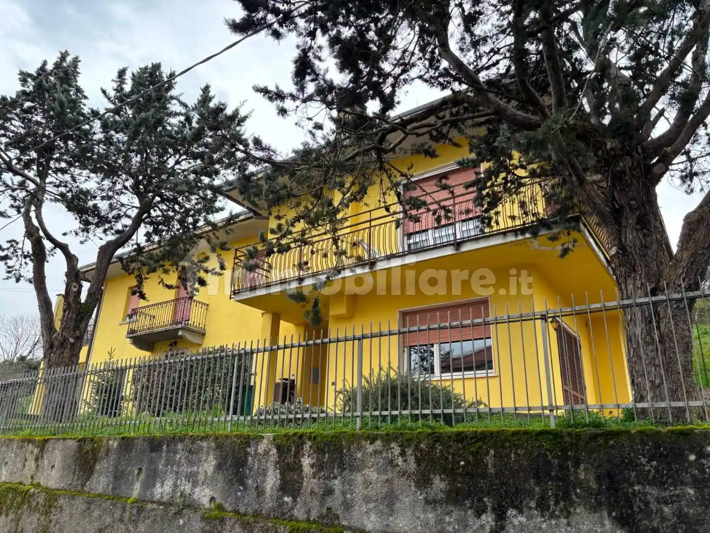 Appartamento in affitto a Varano Borghi