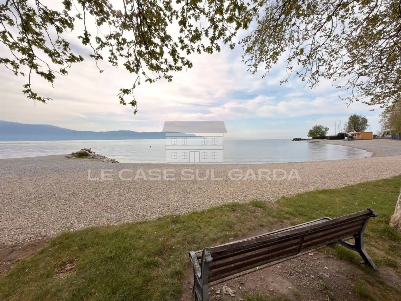 Appartamento in vendita a Moniga del Garda