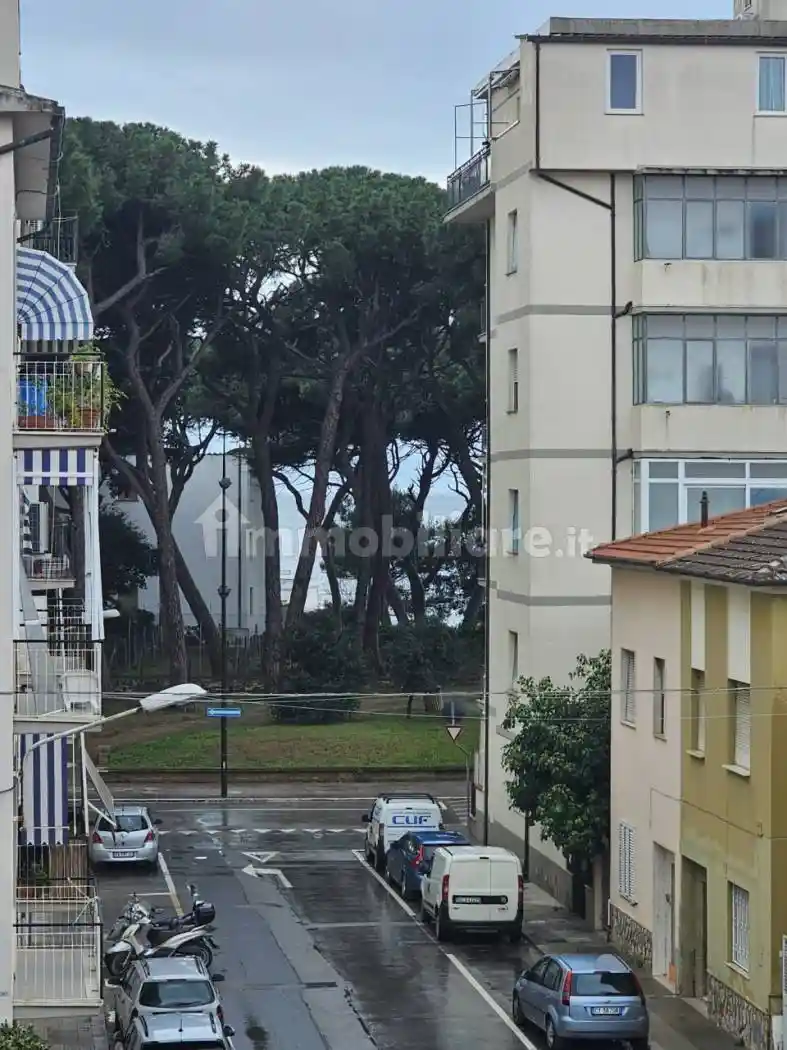 Appartamento in affitto a Follonica