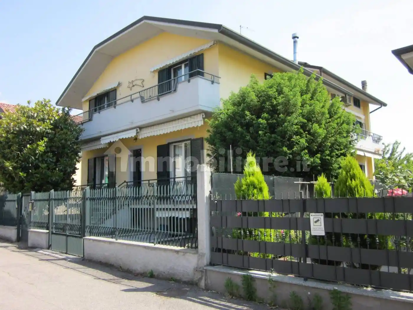 Villa in vendita a Limbiate