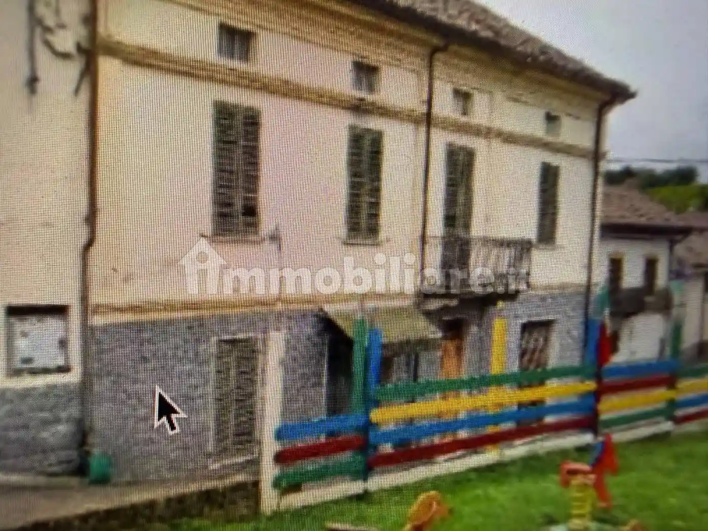 Palazzo - Edificio in vendita a Castelnuovo Calcea