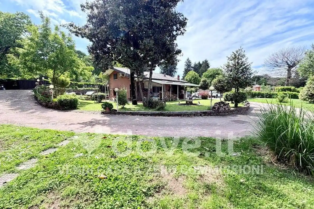 Villa in vendita a Rocca Priora