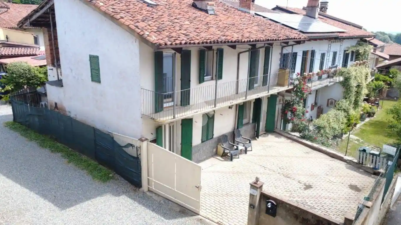 Casa indipendente in vendita a Salussola